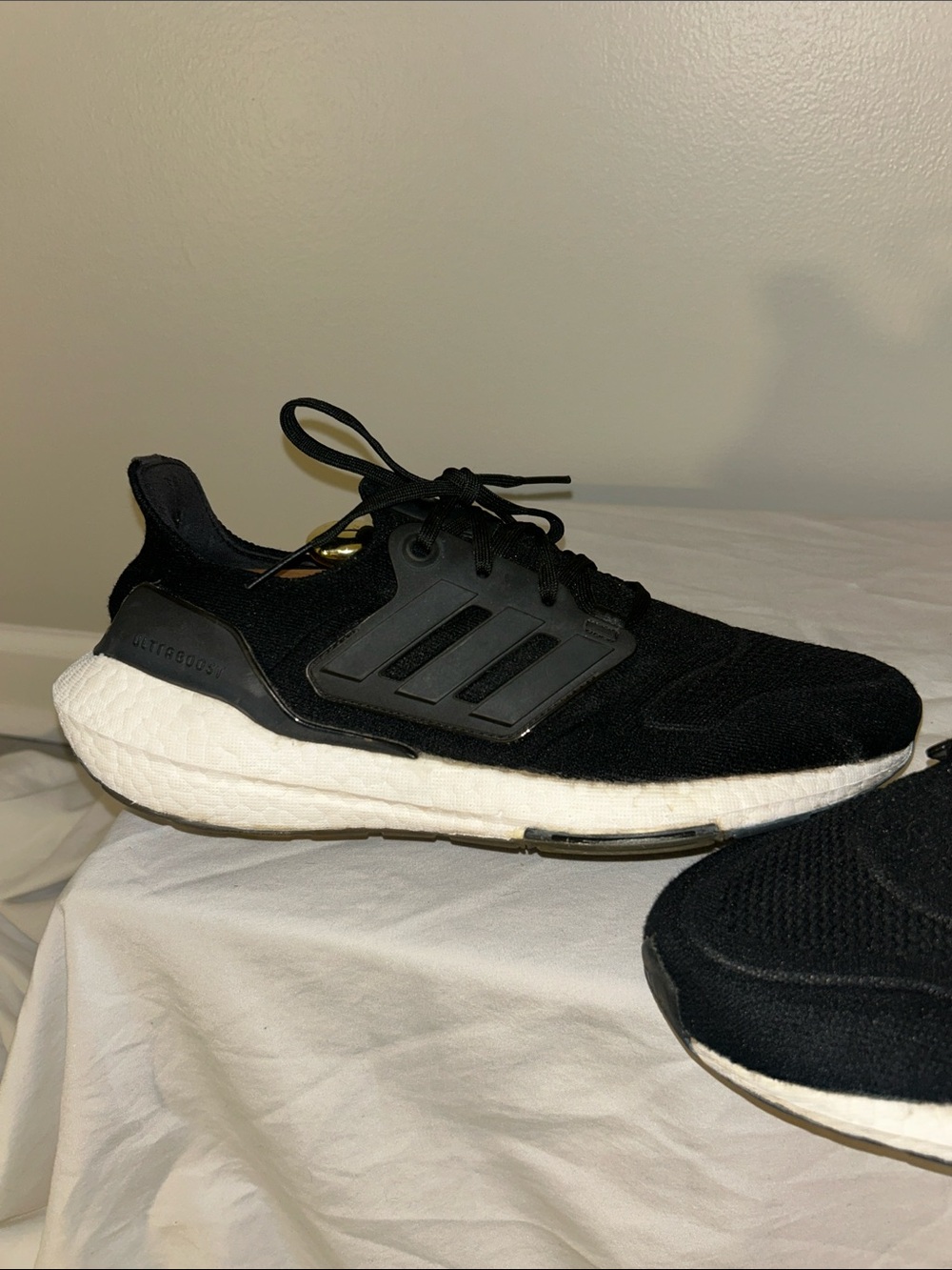 Adidas Ultraboost 22 Running Shoes - Picture 7 of 7
